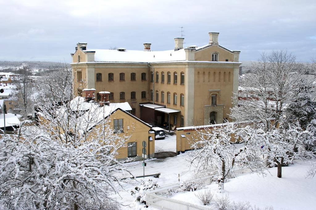 Falu Fangelse Vandrarhem Falun Esterno foto